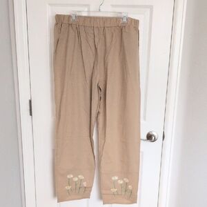 NWOT Misslook Tan Daisy Pants - 4X